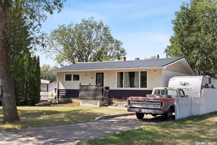 Property Photo:  520 Montague Street  SK S4R 3W5 
