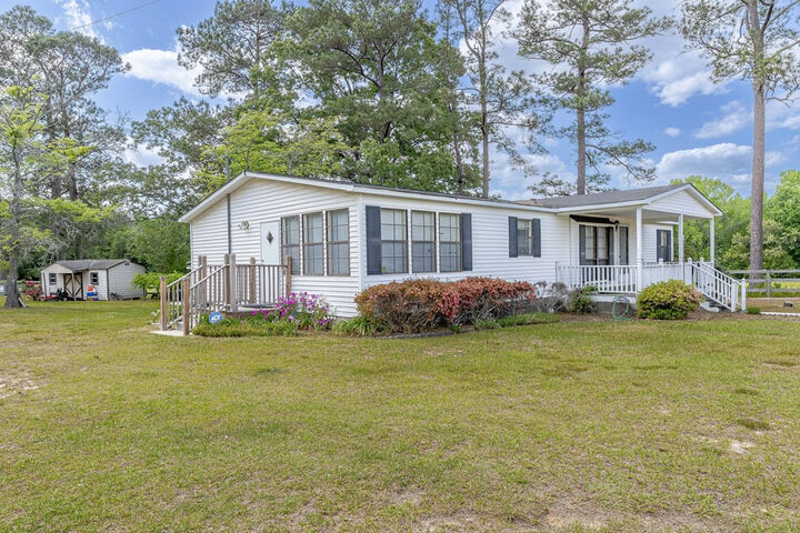Property Photo: 652 Tee Vee Road SC 29047