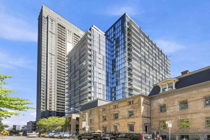 Property Photo:  105 George Street Ph6  ON M5A 2N4 