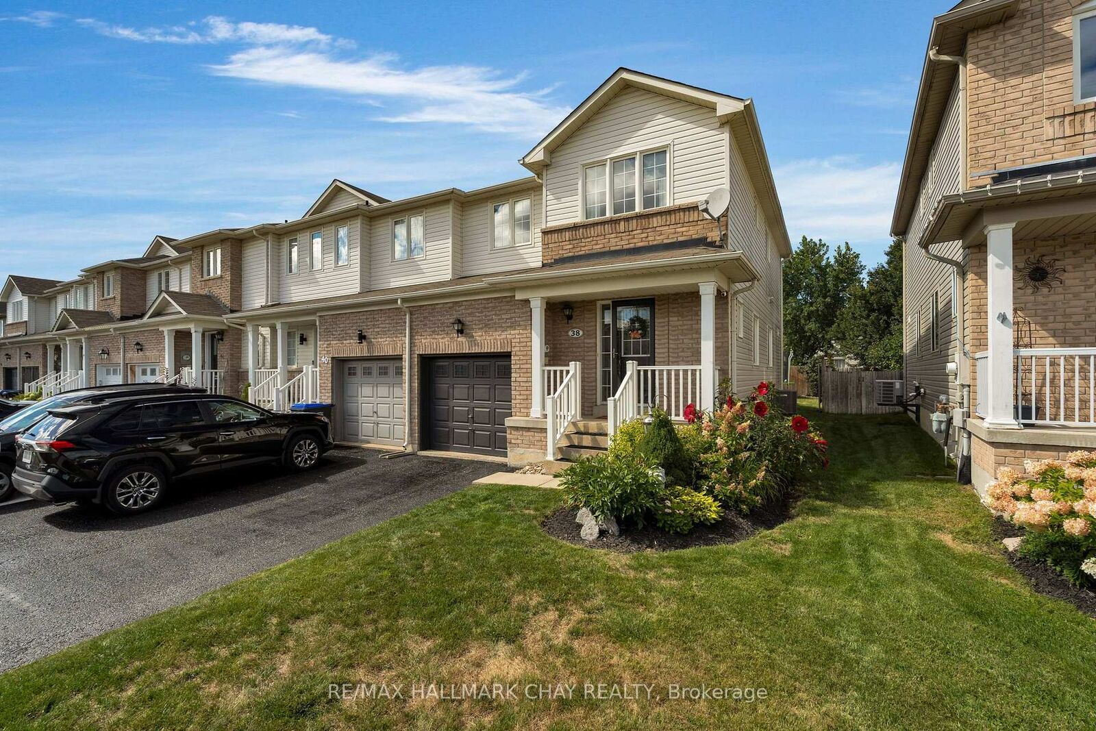 Property Photo:  38 Admiral Crescent  ON L3W 0E5 