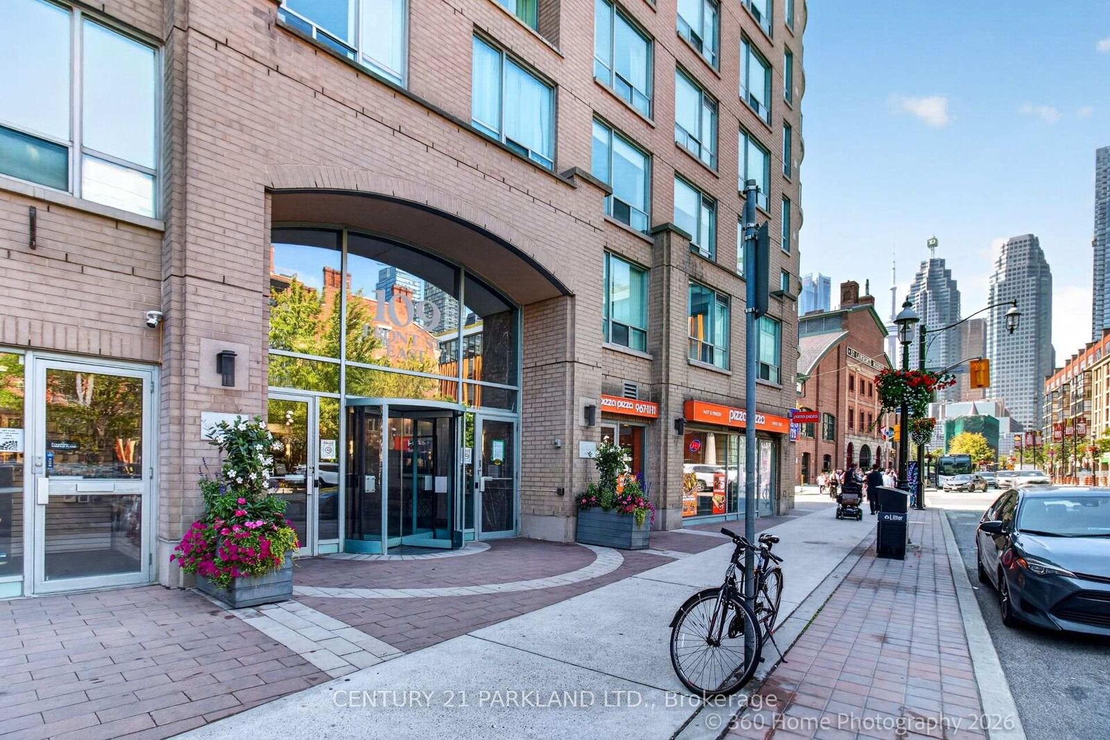 Property Photo:  109 Front Street E 609  ON M5A 4P7 