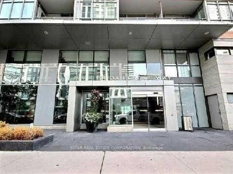 Photo de la propriété:  151 Dan Leckie Way 1108  ON M5V 4B2 