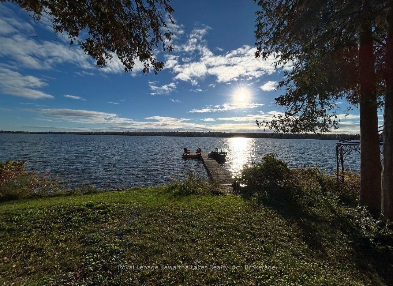 Property Photo:  100 Pinewood Boulevard  ON K0M 2T0 