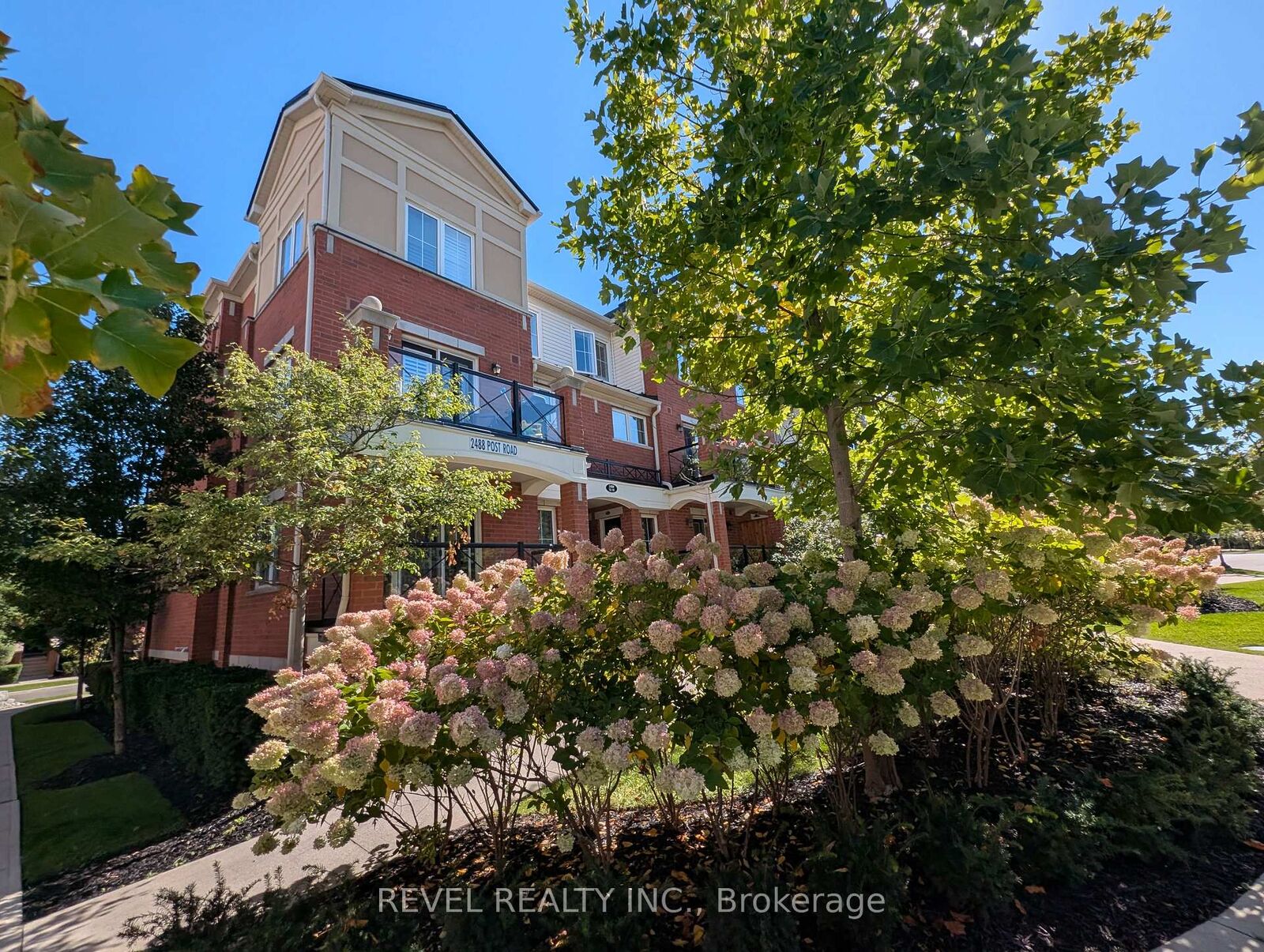 Property Photo:  2488 Post Road 8  ON L6H 0G6 