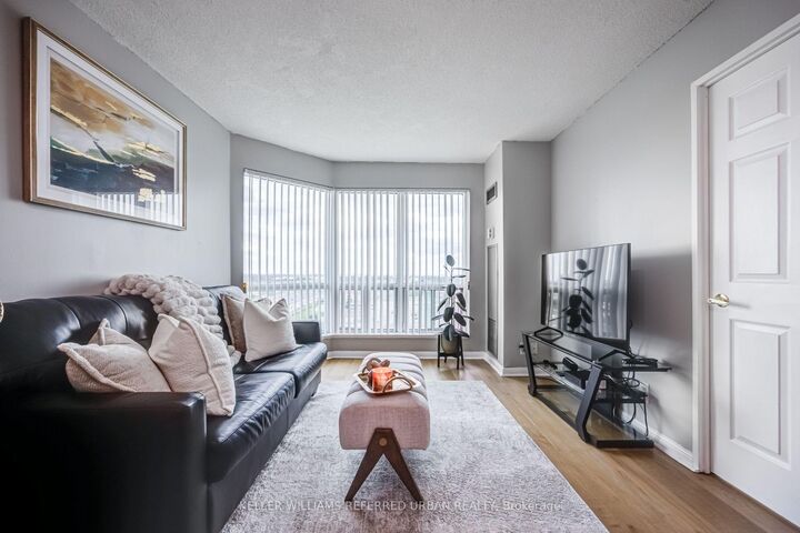 Property Photo: 11 Lee Centre Drive 1908 ON M1H 3J5
