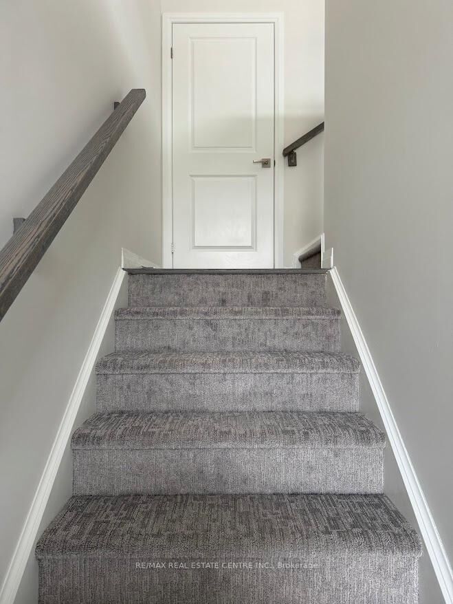 Photo de la propriété:  313 Conklin Road 33  ON N3T 0Y8 
