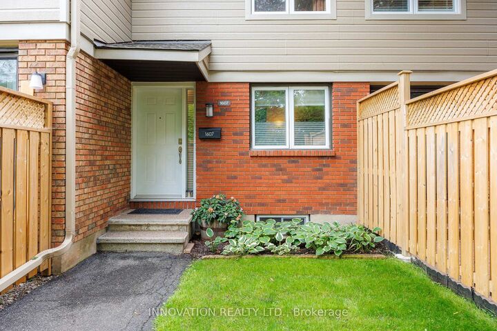 Property Photo:  1607 Sommet Place 45  ON K1C 4Z8 