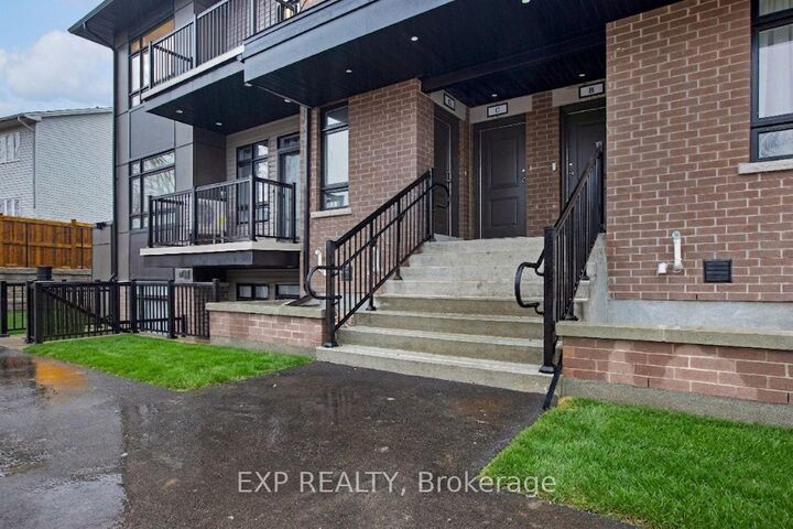 Photo de la propriété:  380 Rolling Meadow Crescent C  ON K1W 0A7 