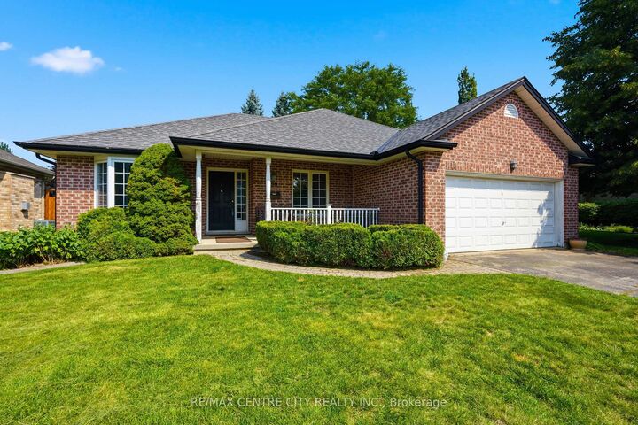 Property Photo:  90 Moraine Crescent  ON N6G 4Z1 