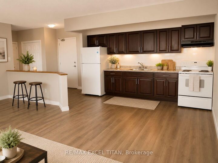 Property Photo:  468 Ottawa Street 716B  ON L8H 4A6 