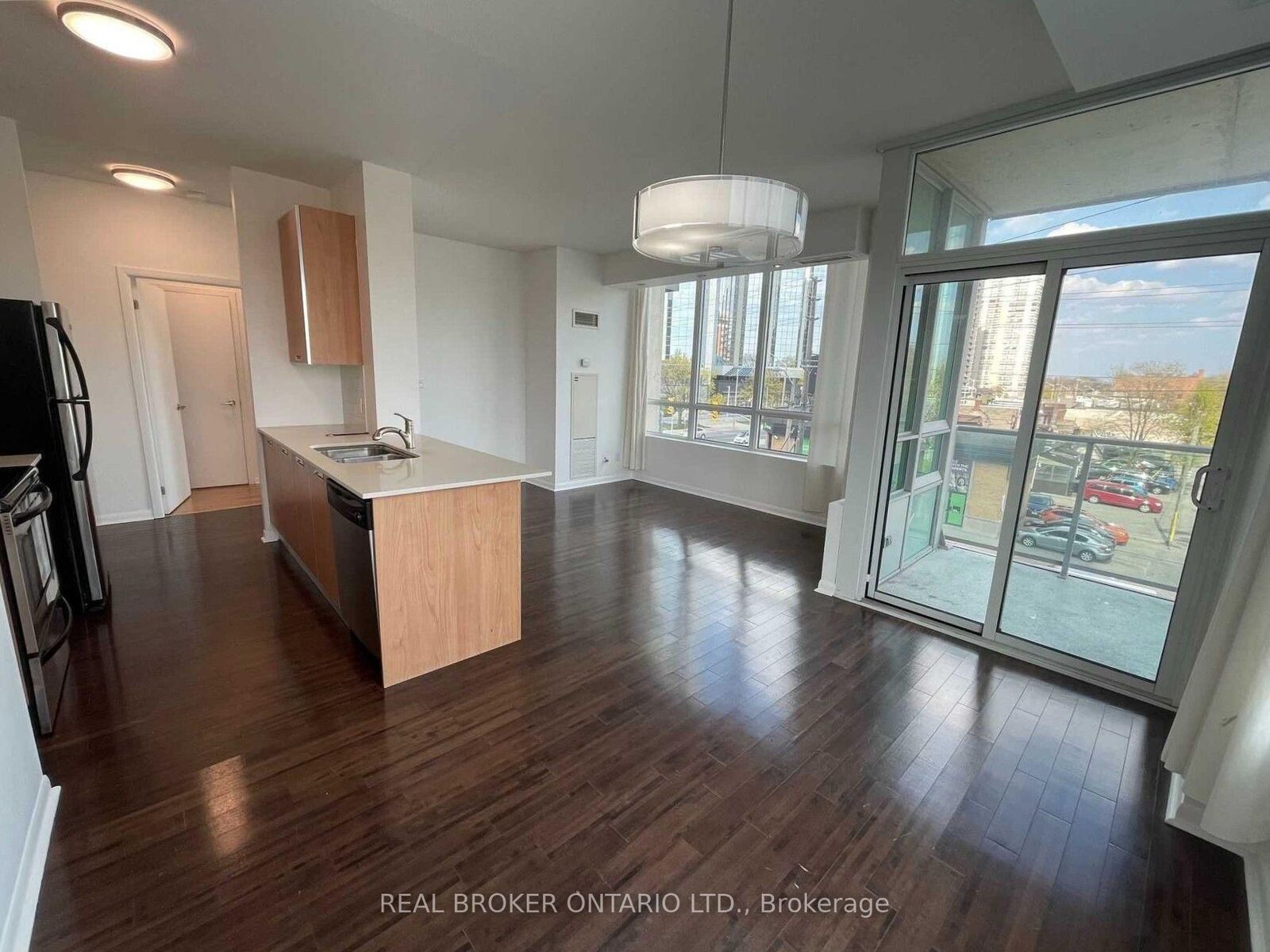Property Photo:  3391 Bloor Street W 318  ON M8X 1G3 