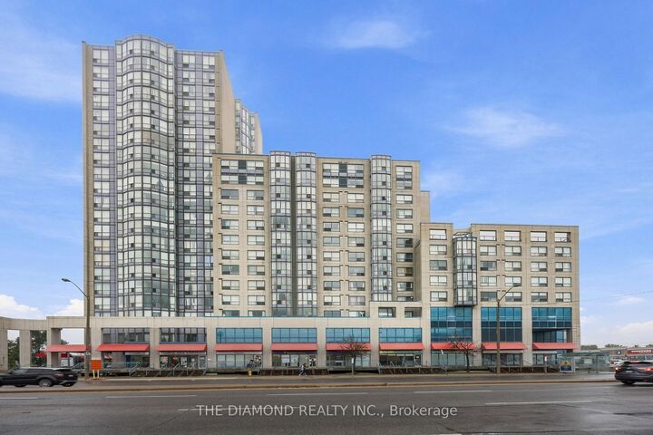 Property Photo: 2550 Lawrence Avenue E 816 ON M1P 4Z3