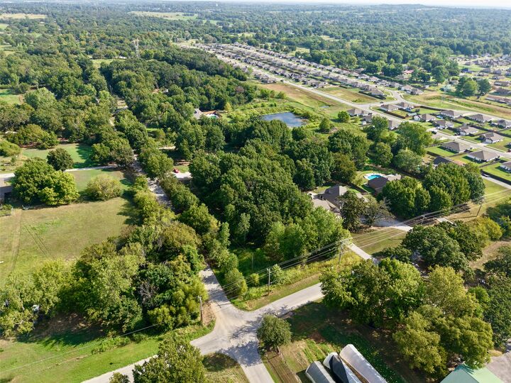 Property Photo: 27301 E 151st Street S OK 74429