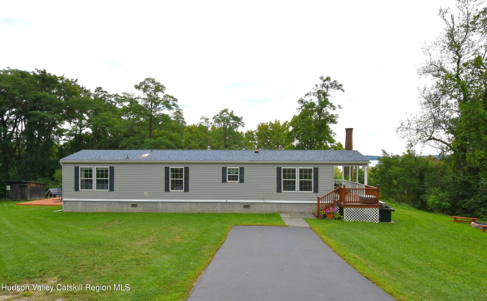 Property Photo:  200 Willow  NY 12401 