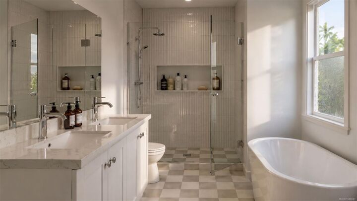 Property Photo:  768 Lindsay St #2  BC V8Z 3E1 