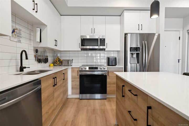 Property Photo:  2469 Gateway Rd #302  BC V9B 6R7 