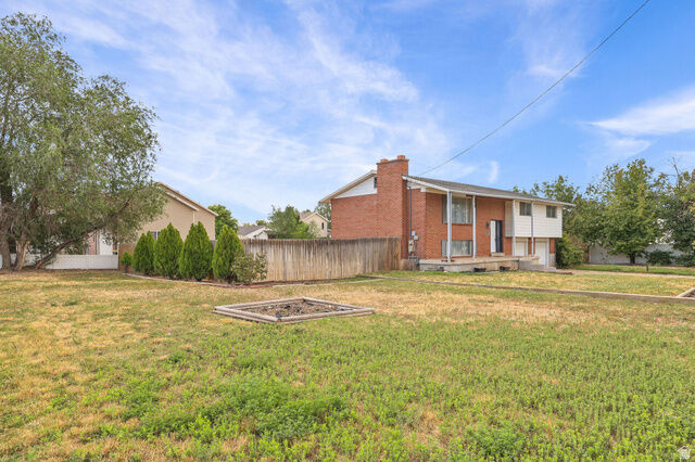 Property Photo: 2205 S Main St UT 84015