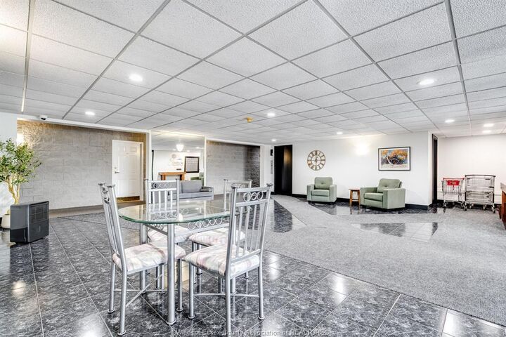 Property Photo:  1885 Normandy Street 502  ON N9H 1P9 