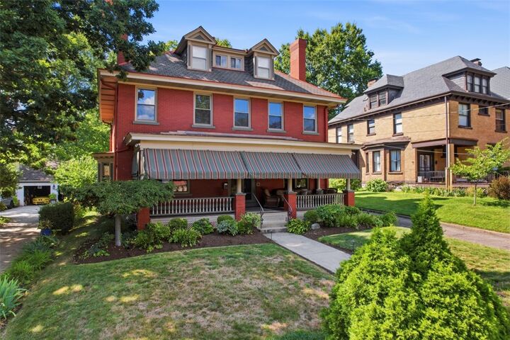 Property Photo: 237 Breading Ave PA 15202