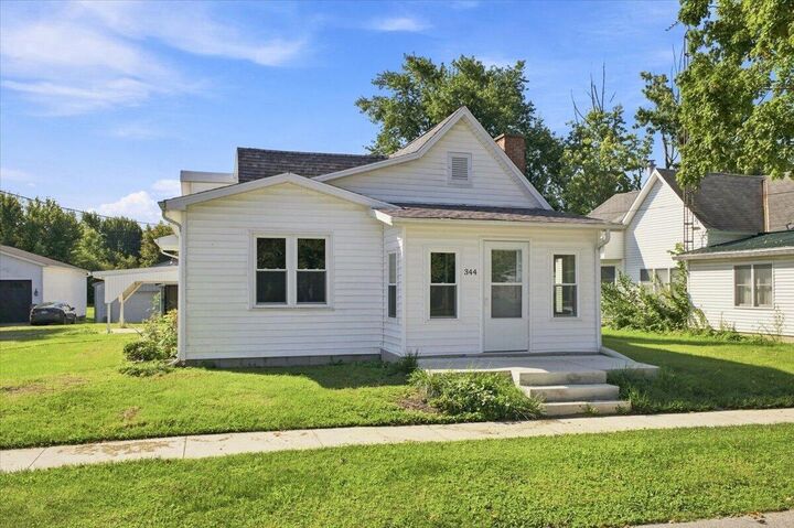 Property Photo: 344 State Street OH 43358