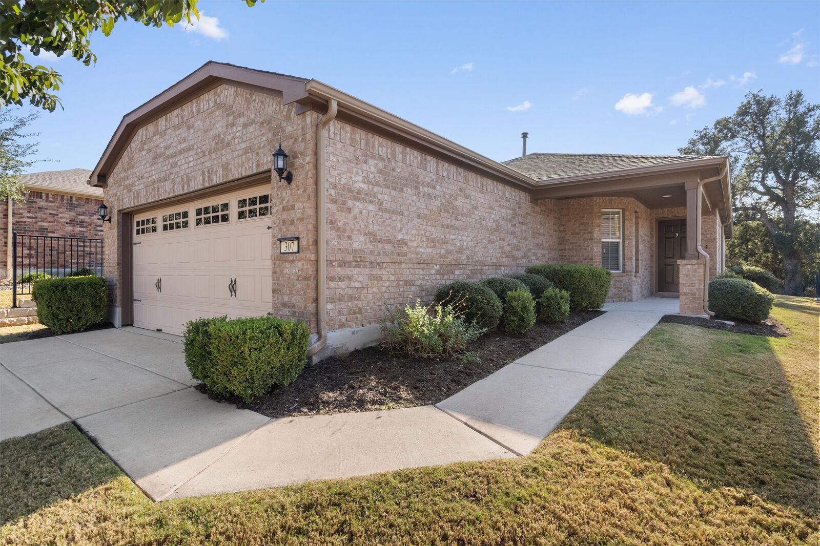 Property Photo: 307 Kickapoo Creek Lane TX 78633