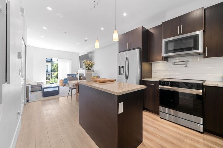 Property Photo: 368 Ellesmere Avenue 223 BC V5B 3S9