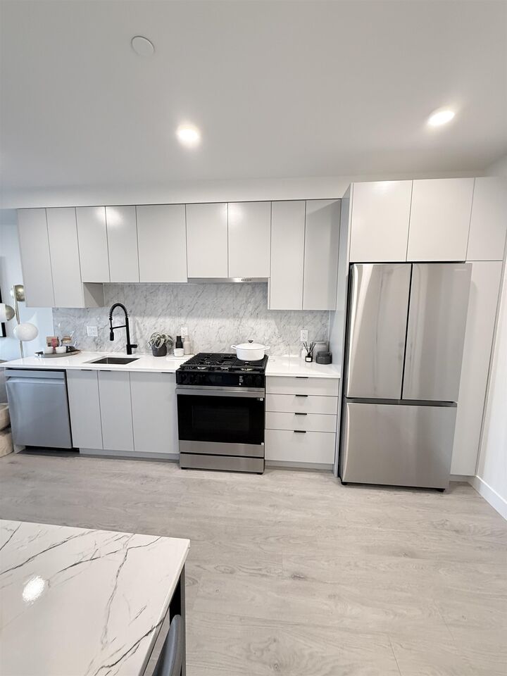 Property Photo:  13258 105 Avenue 502  BC V3T 0X4 
