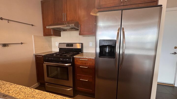 Property Photo:  7088 Salisbury Avenue 24xx  BC V5E 0A4 