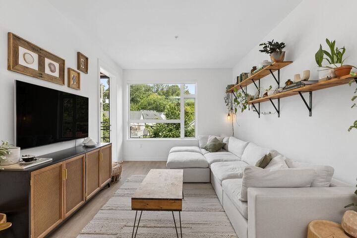 Property Photo:  715 W 15th Street 209  BC V7M 1T2 