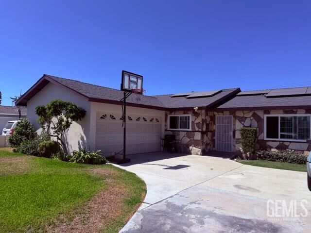 Property Photo:  12427 Sungrove Street  CA 92840 