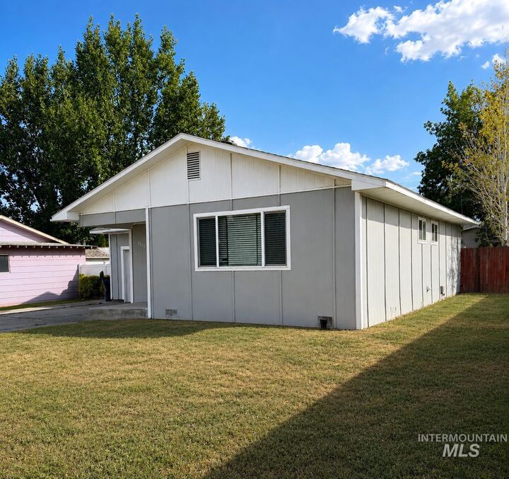 Property Photo: 2643 Burton Ave ID 83318