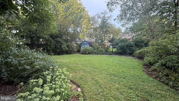 Property Photo:  5712 4th Street S  VA 22204 