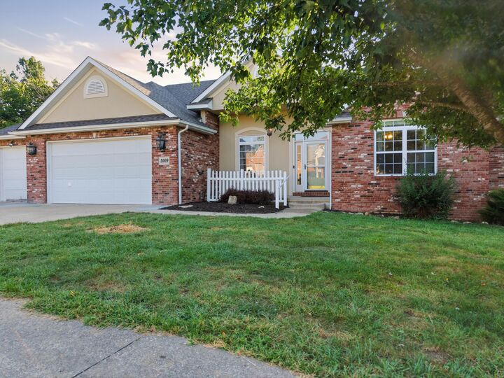 Property Photo:  5009 Lillian Dr  MO 65202 