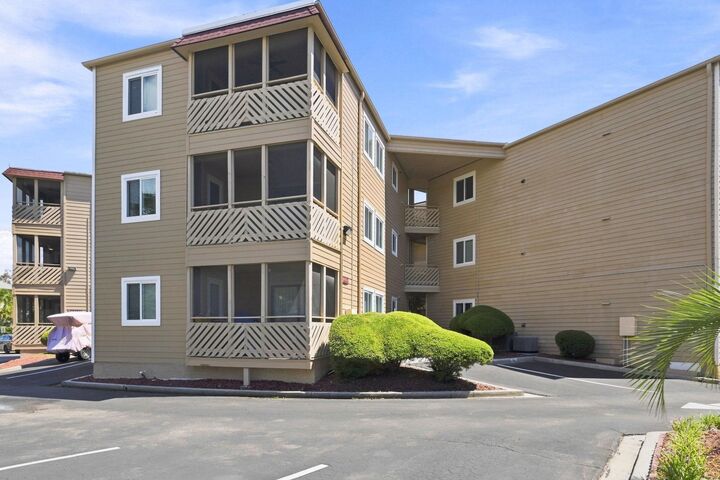 Property Photo:  609 Hillside Dr. D21  SC 29582 