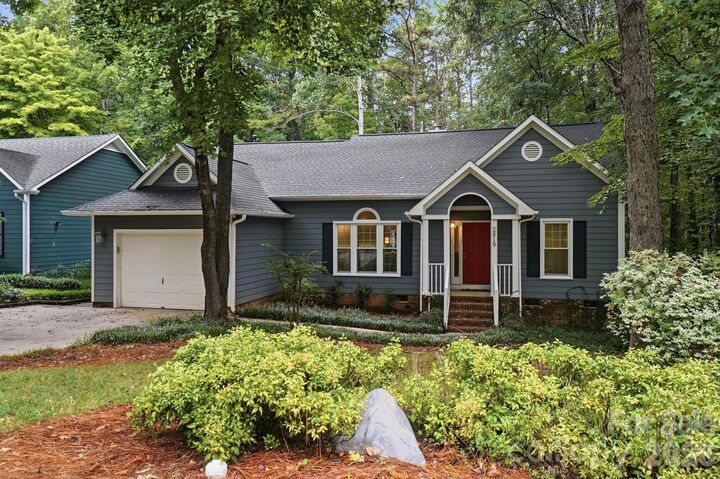 Property Photo:  2819 Cedar Chase Drive  NC 28105 