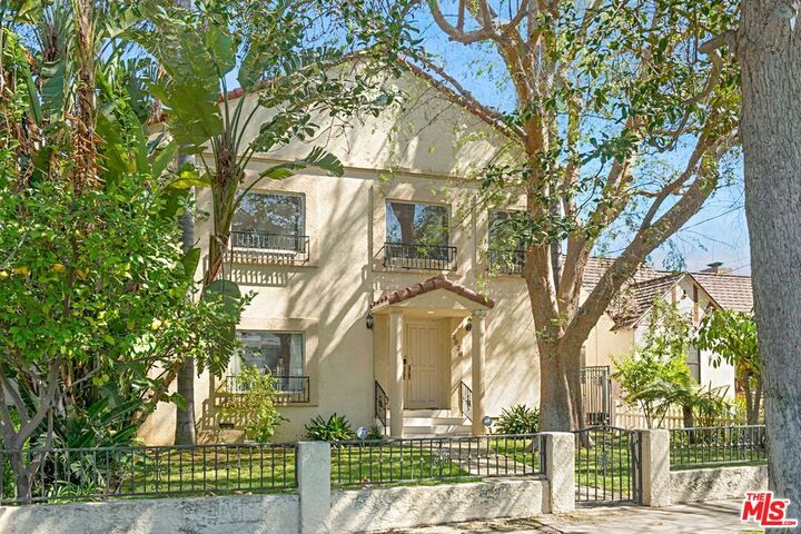 Property Photo:  3836 Mound View Ave  CA 91604 