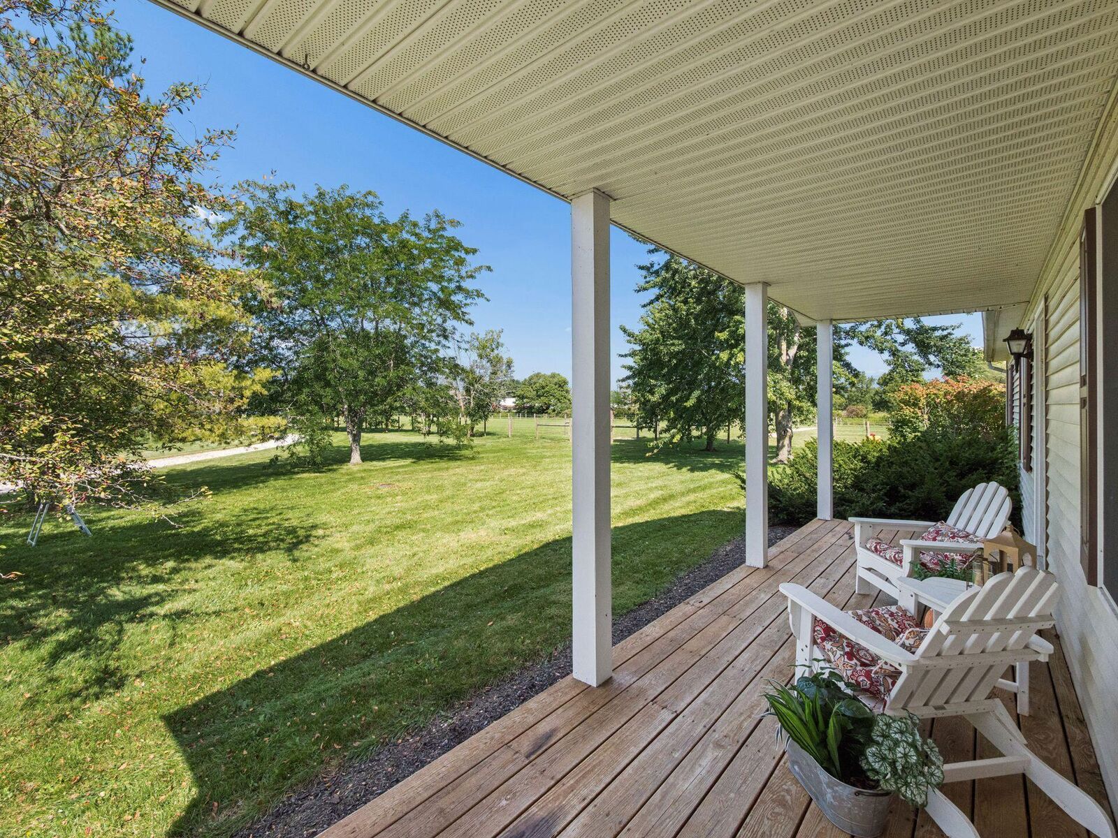 Property Photo: 6090 Horseshoe Road OH 43015