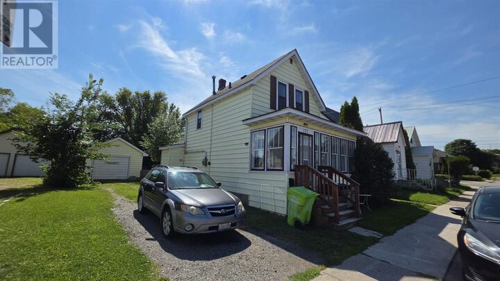 Property Photo:  171 St. Georges Ave  ON P6A 1L3 