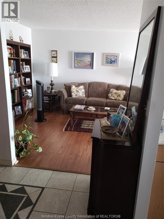 Property Photo:  150 Park West 816  ON N9A 7A2 