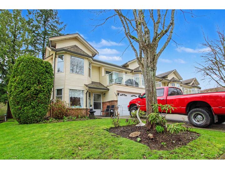 Property Photo:  6841 138 Street 118  BC V3W 7T9 