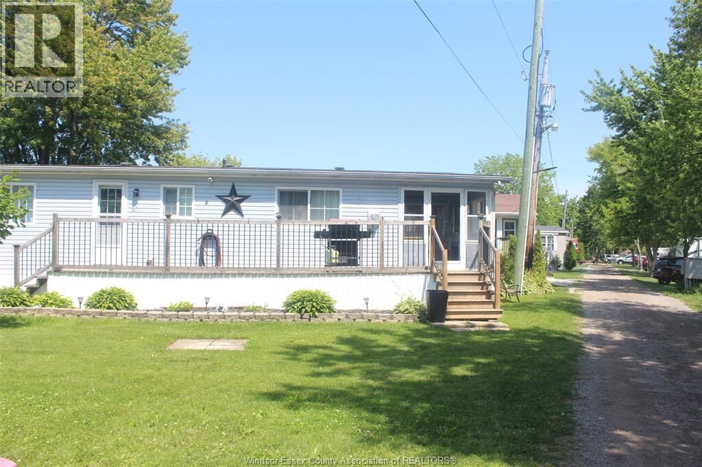 Property Photo: 20951 Pier Road 8 Lake Rd ON N0P 2P0