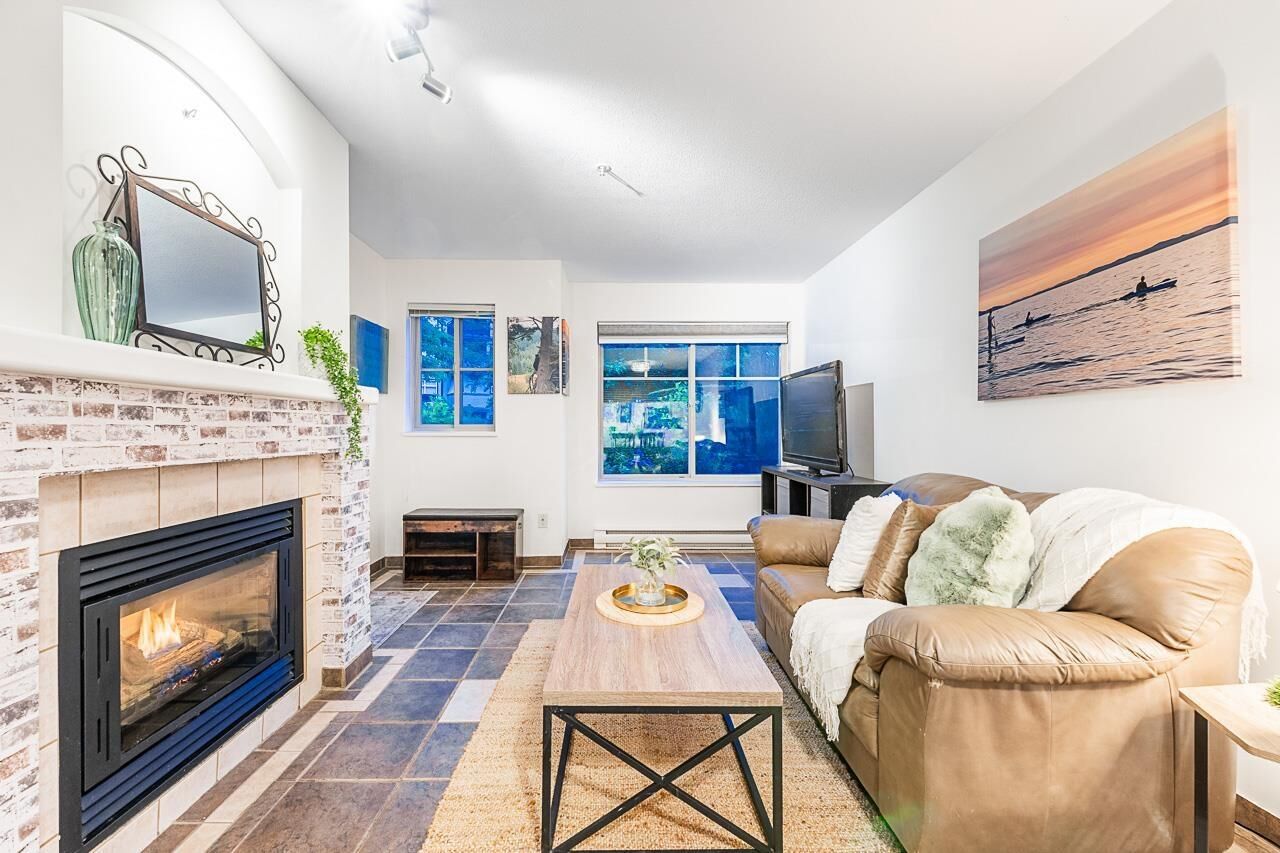 Property Photo:  27358 32 Avenue 136  BC V4W 3M5 