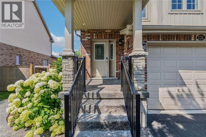 Property Photo:  174 Woodway Trail  ON N3Y 0B8 