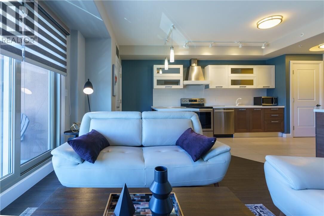 Property Photo:  1310 Nesbitt Building E Drive Unit# 200  ON P3E 6A8 