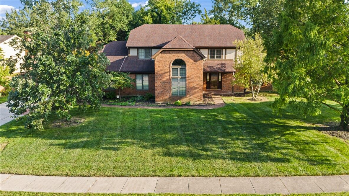Property Photo:  240 E Stonequarry Road  OH 45377 