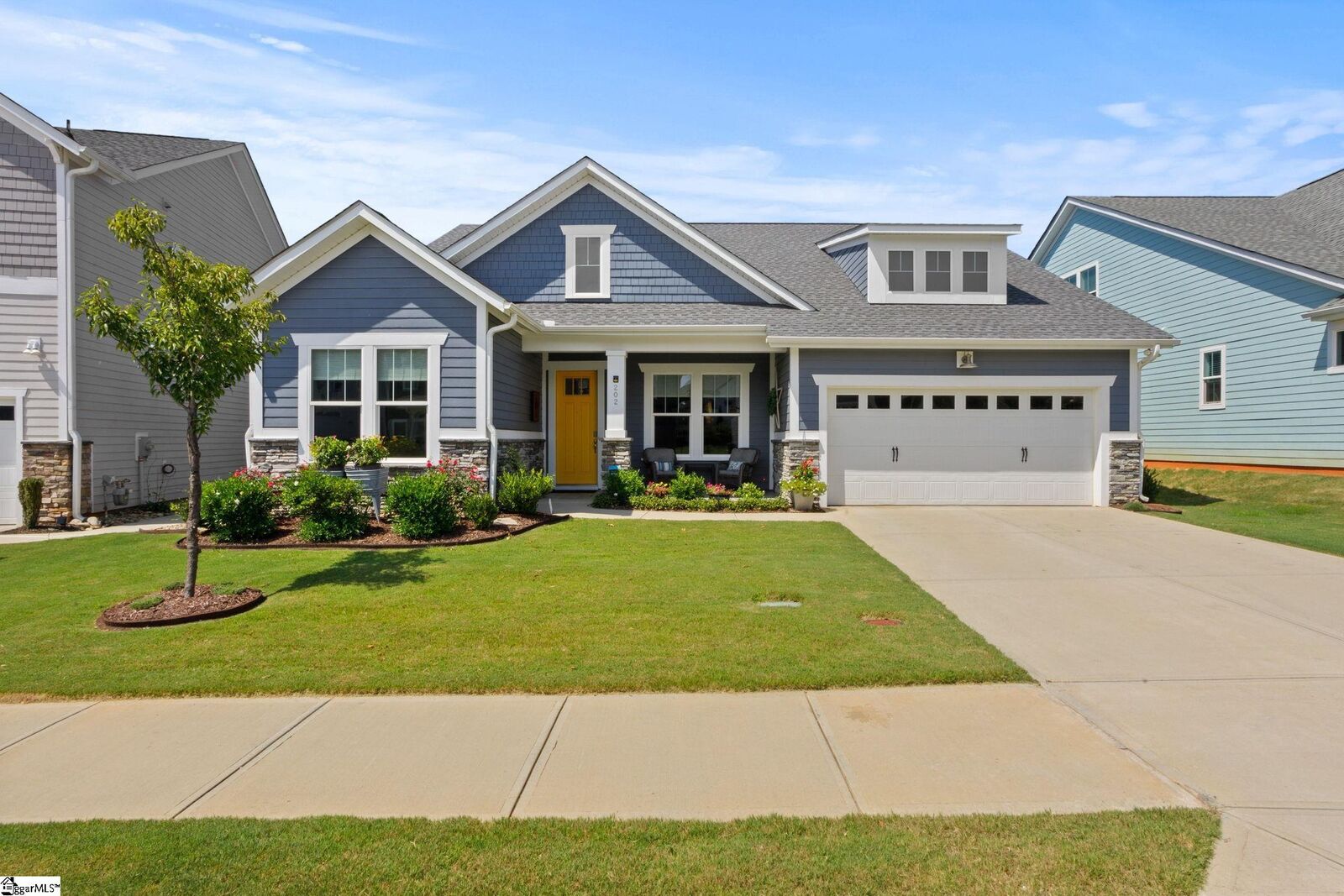 Property Photo: 202 Durness Drive SC 29681