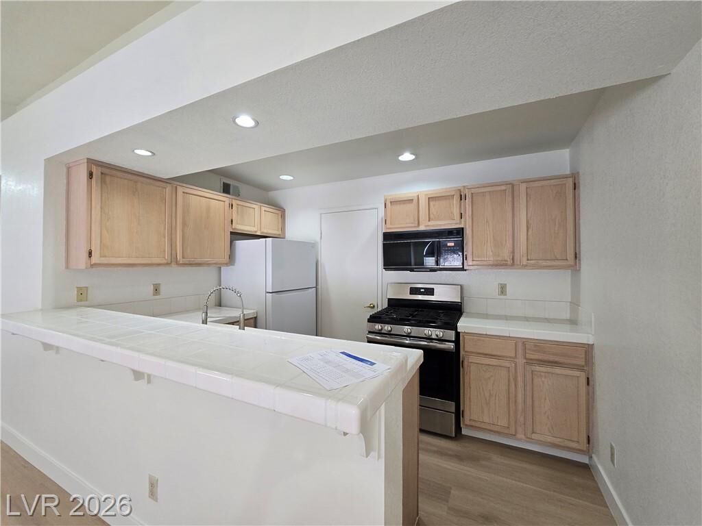 Property Photo: 7570 West Flamingo Road 206 NV 89147