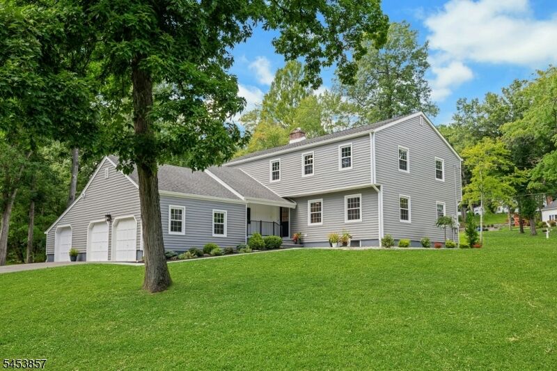 Property Photo:  1 Buckley Hill Rd  NJ 07960 