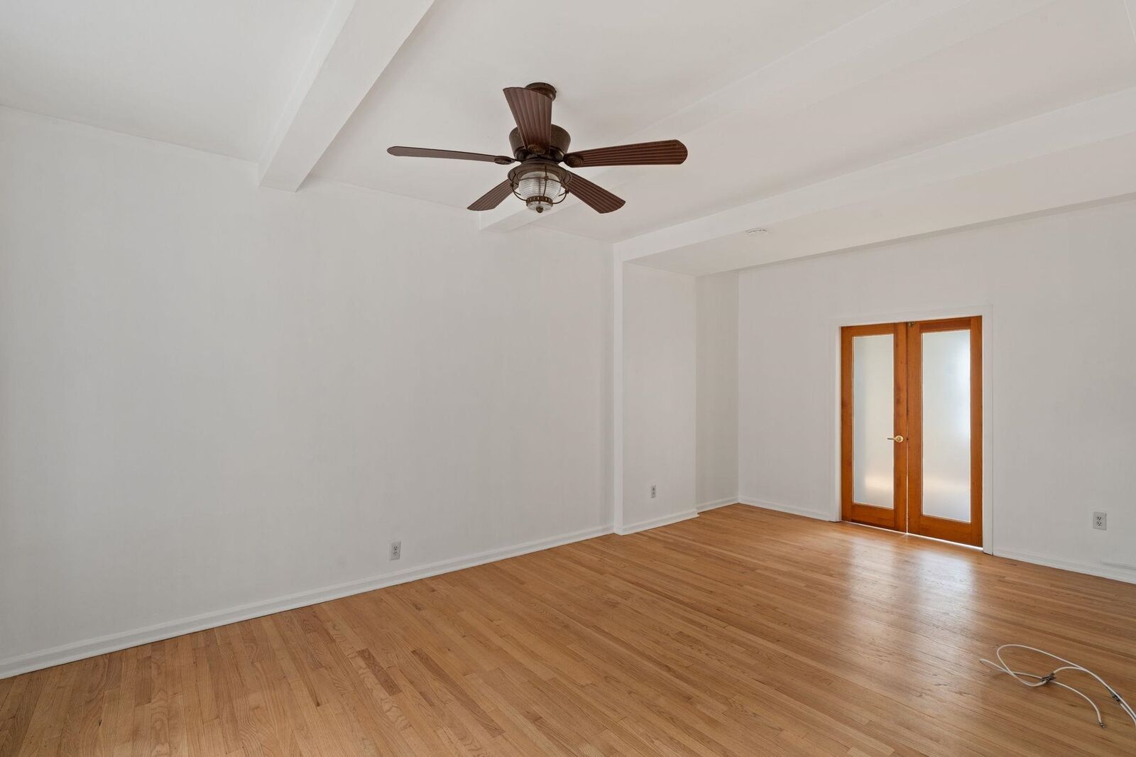 Property Photo:  50 Glenwood Ave 309  NJ 07306 