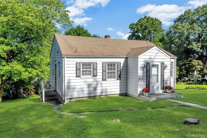 Property Photo: 4 Crescent Drive NY 10567